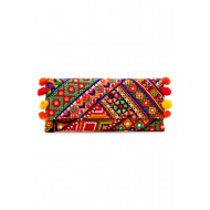FIESTA POM POM CLUTCH